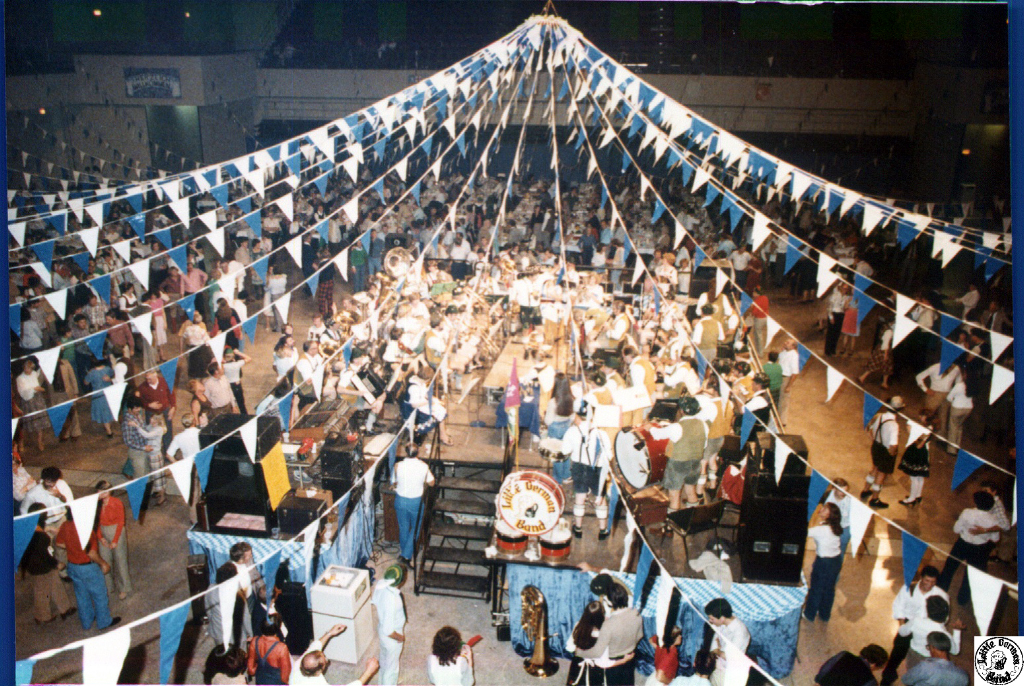1981 10 10 55 Oktoberfest @ Civic Center.jpg